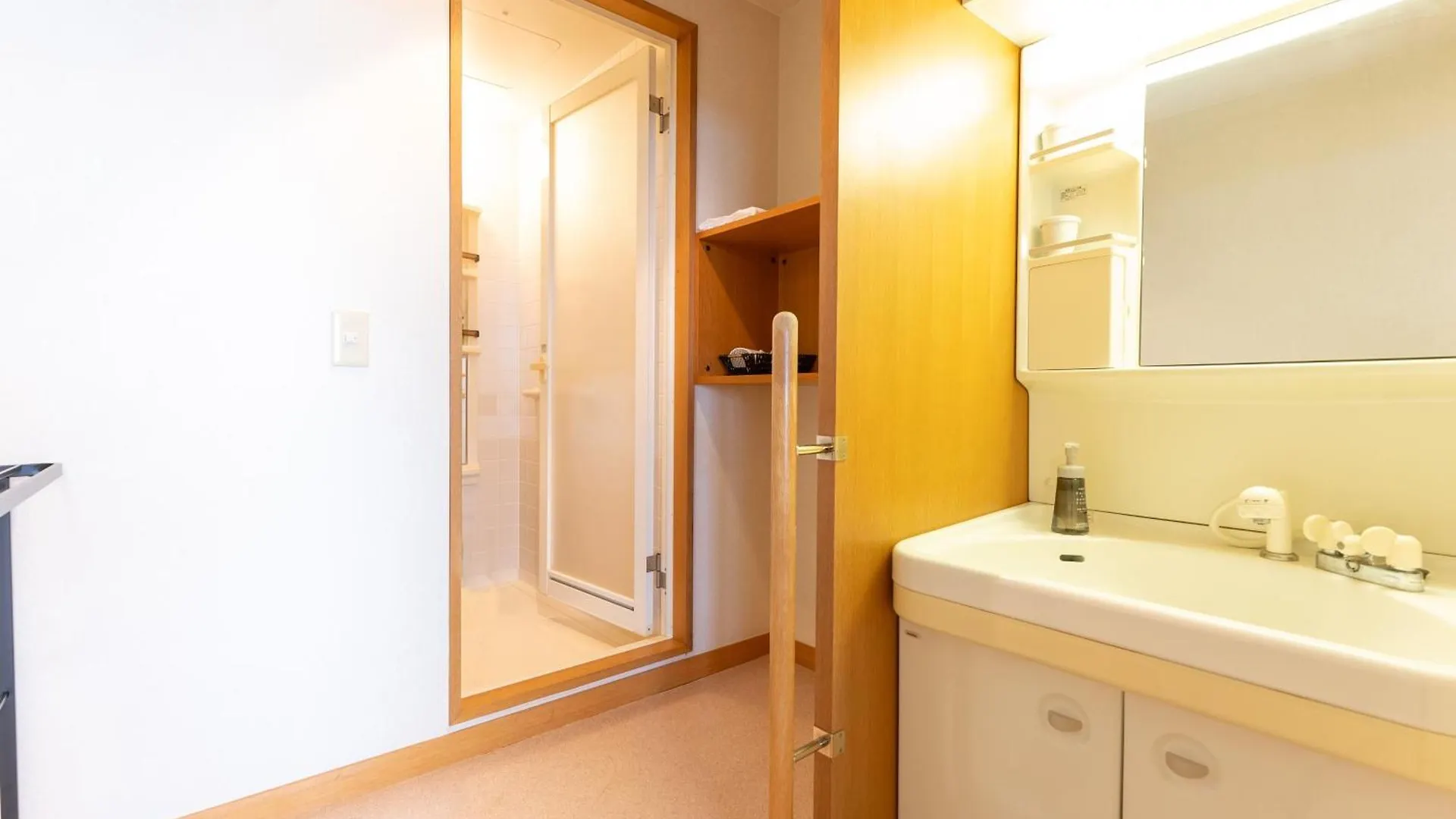 *** מלון Livemax Resort Upopoi Shiraoi Onsen יפן